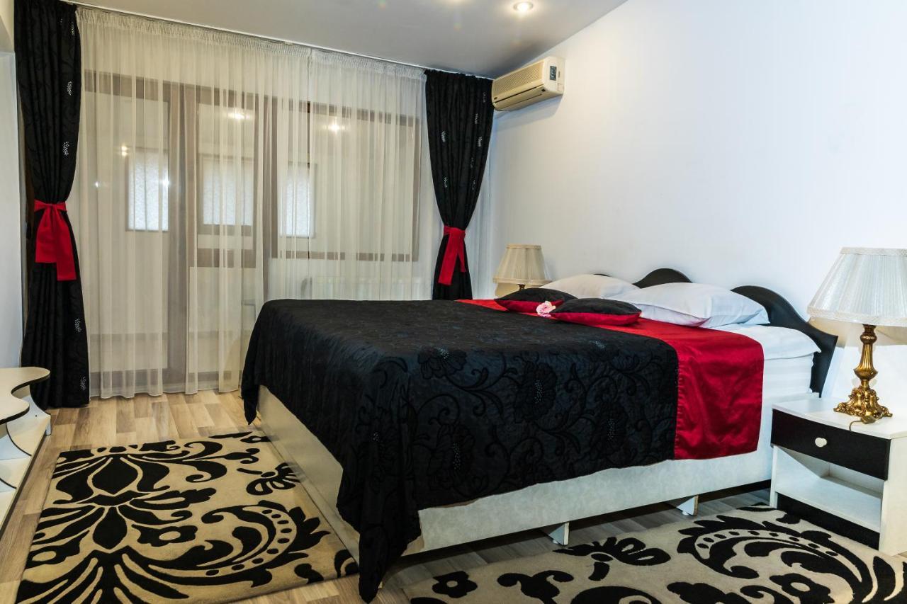 Hotel Royal Urziceni Εξωτερικό φωτογραφία