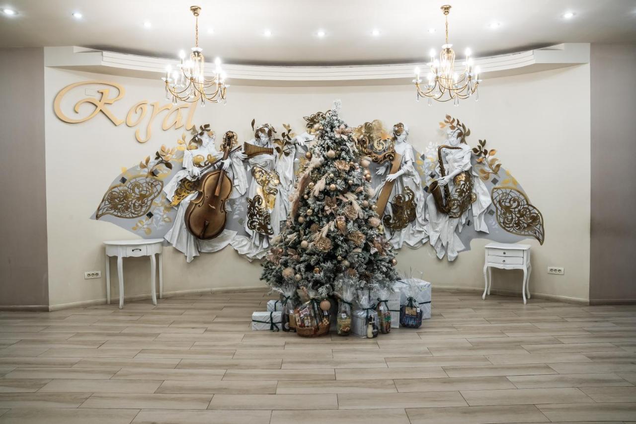 Hotel Royal Urziceni Εξωτερικό φωτογραφία