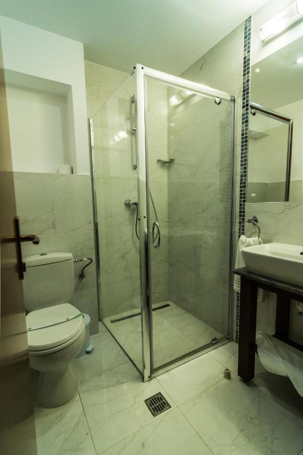Hotel Royal Urziceni Εξωτερικό φωτογραφία